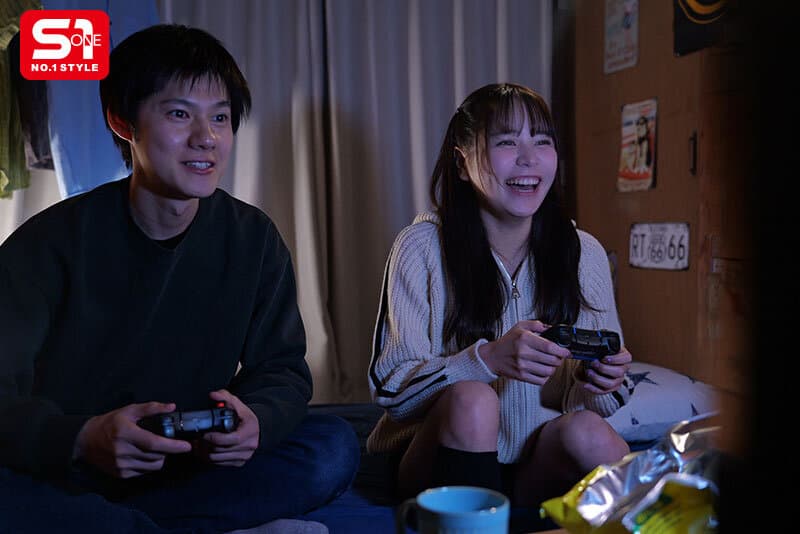 予定合えば ゲームして、ご飯食べて、 流れでヤッたりもする エッチもできる 女ともだち 田野憂のサンプル画像