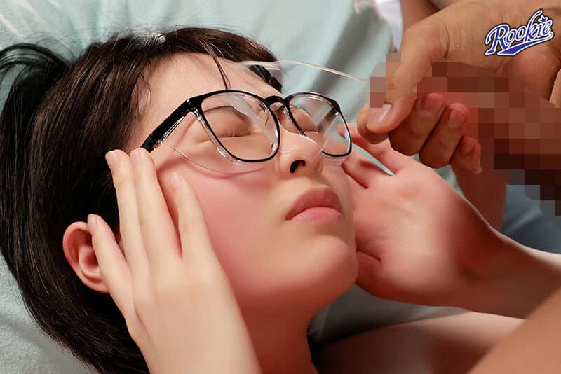 顔面ザーメンまみれであら大変!極上ルックスが俺の精子で白濁だくだく!大量顔射ぶっかけ80連発!のサンプル画像